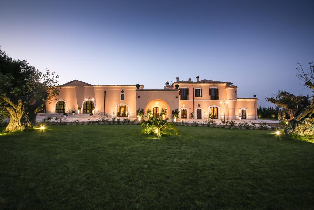 Masseria Pietrafitta ฟอจเจีย ภายนอก รูปภาพ